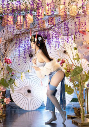 强制把药丸推进她体内H_蓝光完整视频观看