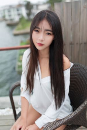 美女被灌醉带回宾馆侵犯_1080免费高清观看