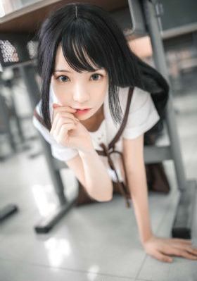 女人和公豬A片_1080P全集免费播放